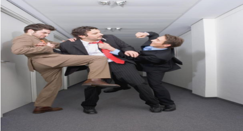 1648606349263605.png 打架.png